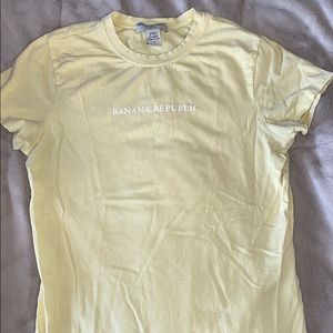 Pastel yellow cap sleeve Banana Republic t